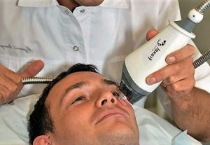 Раздражение кожи лица после бритья у мужчин на лице thumbnail